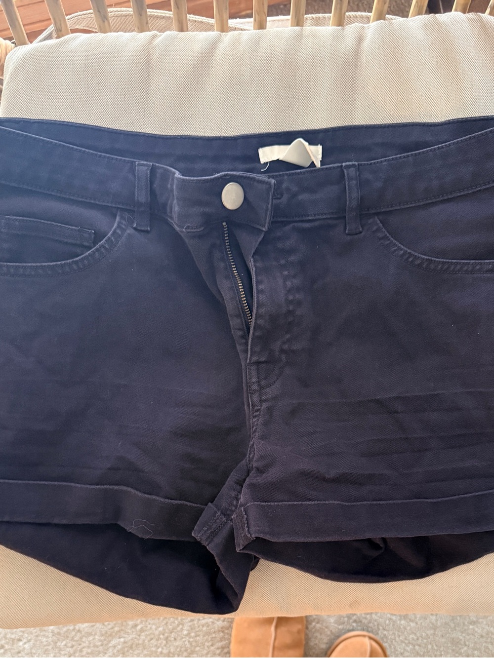 H&M Women’s Navy BlueCuffed Stretch Shorts Size 10 Casual Mid Rise